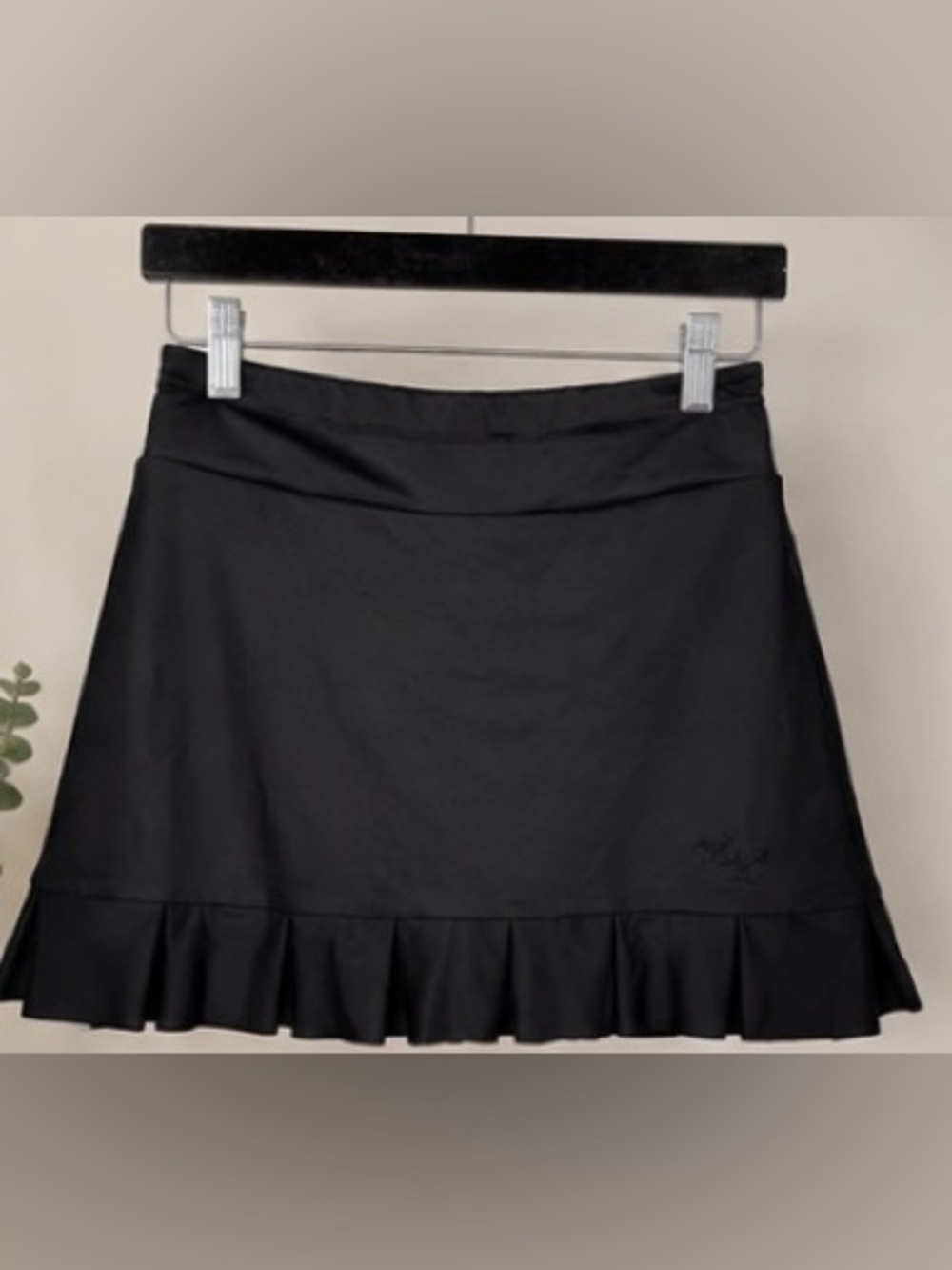 Tzu Tzu Black Pleated Golf Tennis Skort Size Small